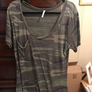 camo tee